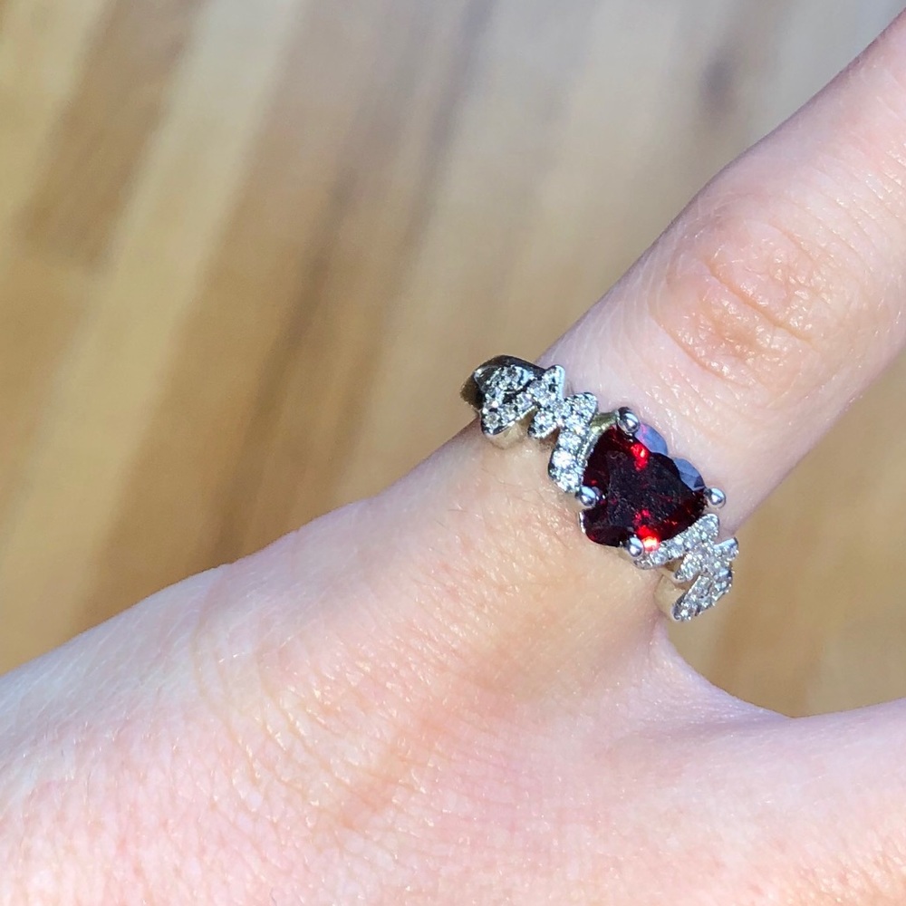 • RING SIZE 6 🥰